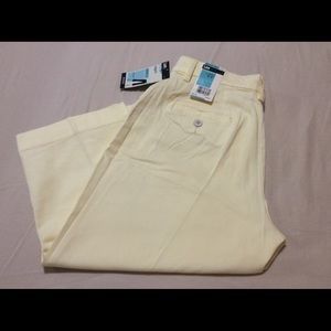 Lee Capri Pants